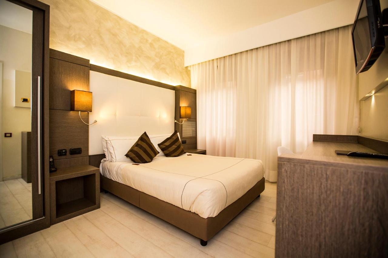 Agape Hotel Aa Hotels Milan Luaran gambar