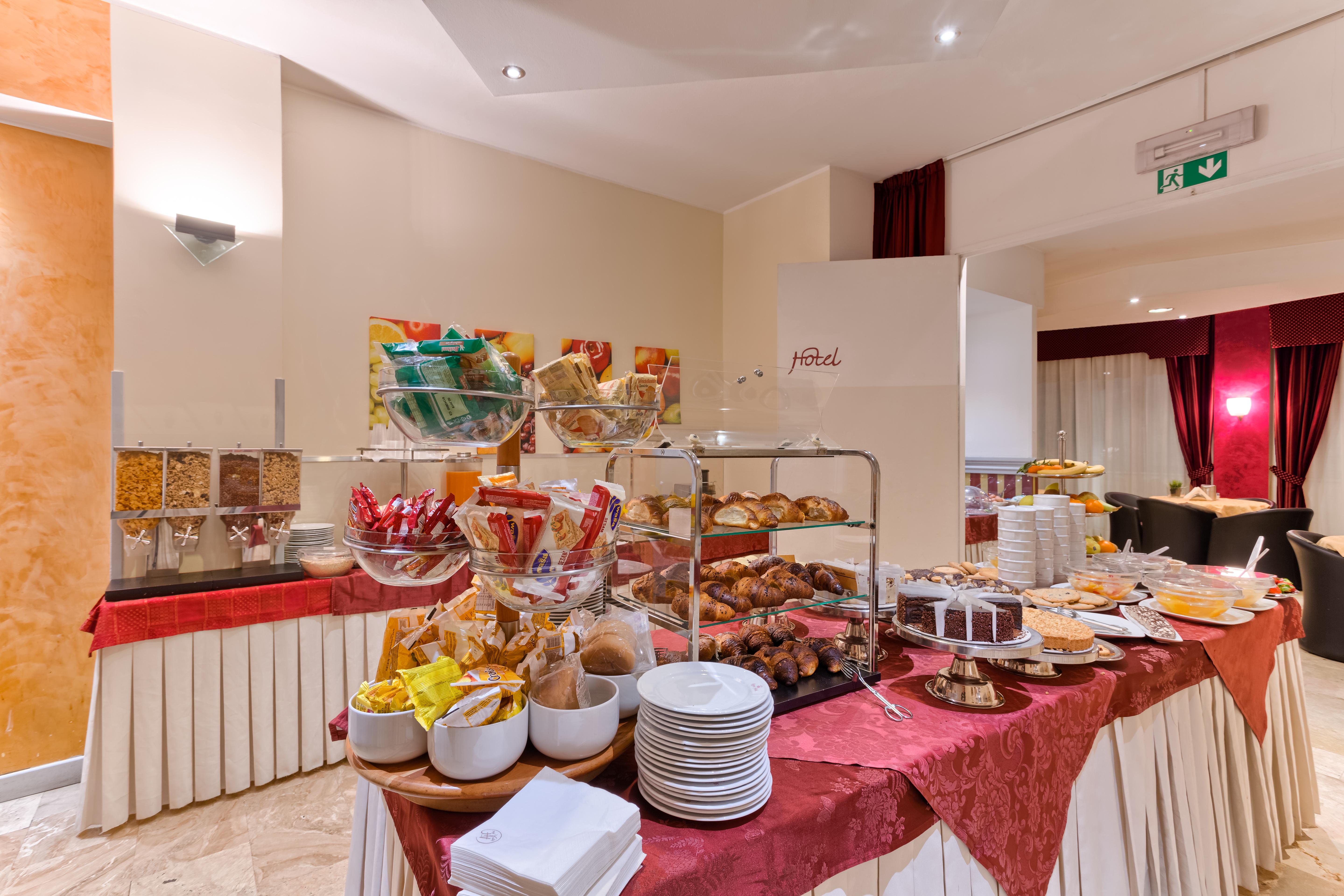 Agape Hotel Aa Hotels Milan Luaran gambar